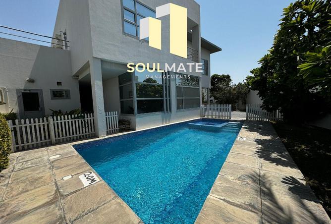 965852 - Property Main Image