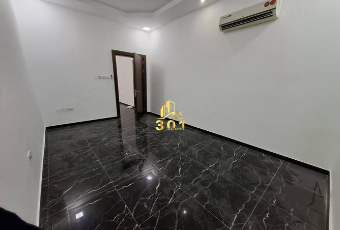 952993 - Property Image 3