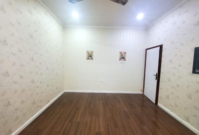 981563 - Property Image 3