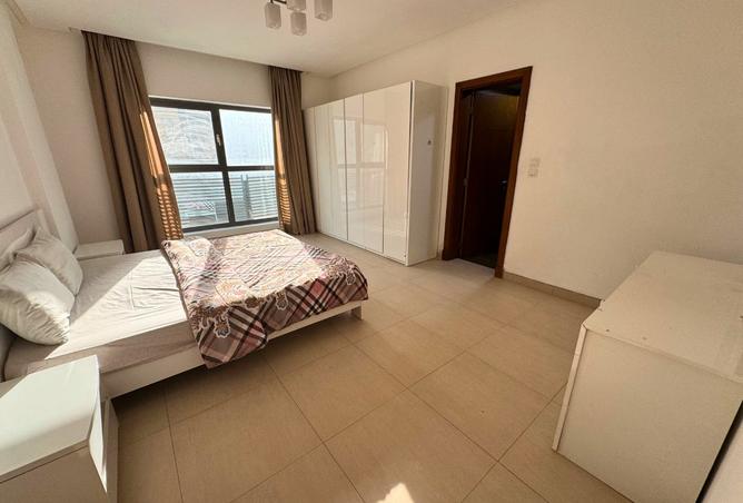 988680 - Property Image 3