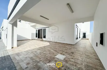 Villa - 5 Bedrooms - 7 Bathrooms for sale in Arad - Muharraq Governorate