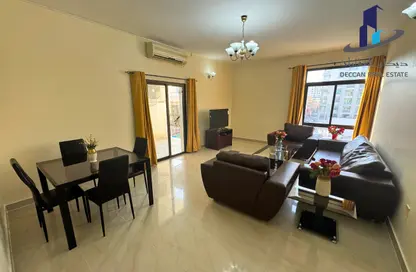 Apartment - 2 Bedrooms - 2 Bathrooms for rent in Exhibition Road - Hoora - Capital Governorate