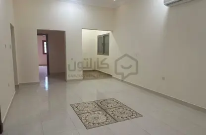 شقة - 2 غرف نوم - 2 حمامات للايجار في بني جمرة - المحافظة الشمالية