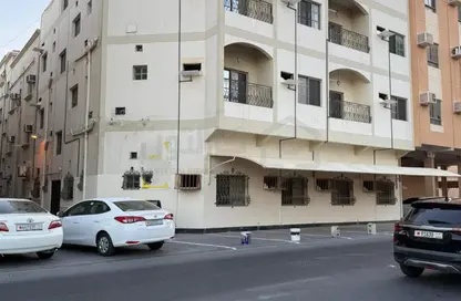 عمارة بالكامل - 8 غرف نوم - 6 حمامات للبيع في الرفاع الشمالي - الرفاع - المحافظة الجنوبية