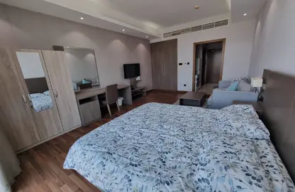 Apartment - Studio - 1 Bathroom for rent in Sanabis - Manama - Capital Governorate