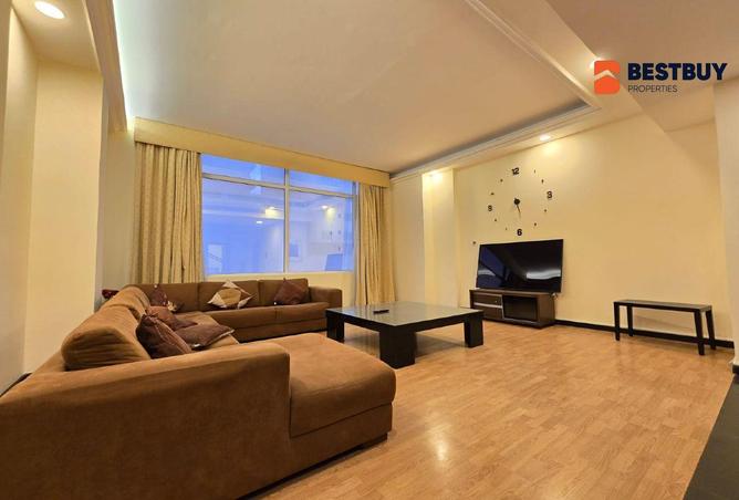 955220 - Property Image 2