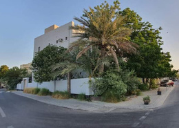 Villa - 5 bedrooms - 7 bathrooms for rent in Sanad - Central Governorate
