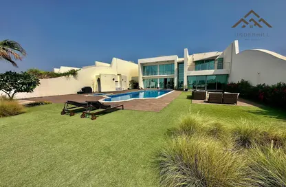 Villa - 5 Bedrooms - 7 Bathrooms for rent in Durrat Al Bahrain - Southern Governorate