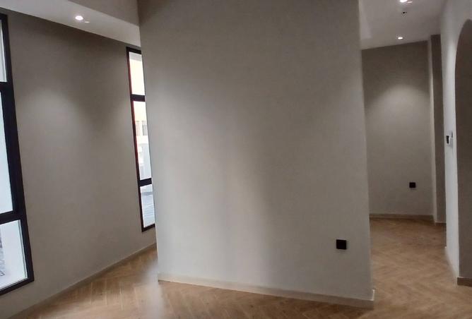 975060 - Property Image 3