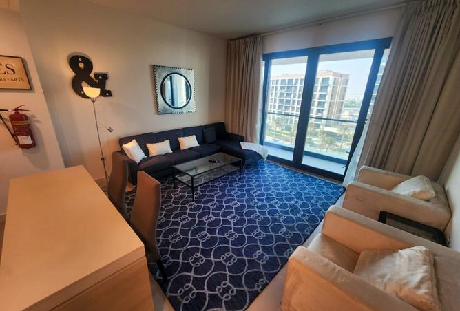 989405 - Property Main Image