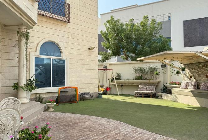 981175 - Property Image 2