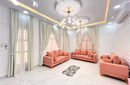 Villa - 4 Bedrooms - 5 Bathrooms for rent in Hidd - Muharraq Governorate