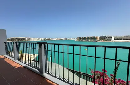 Villa - 3 Bedrooms - 4 Bathrooms for rent in Amwaj Avenue - Amwaj Islands - Muharraq Governorate