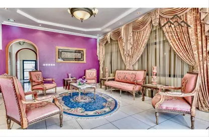 Living Room image for: Villa - 4 Bedrooms - 5 Bathrooms for sale in Alhajiyat - Riffa - Southern Governorate, Image 1