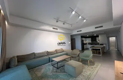 Apartment - 3 Bedrooms - 3 Bathrooms for rent in Al Juffair - Capital Governorate