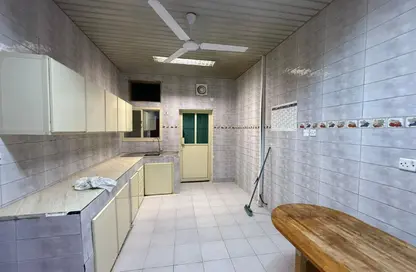 Apartment - 3 Bedrooms - 2 Bathrooms for rent in Hidd - Muharraq Governorate