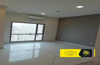 عمارة بالكامل - استوديو - 8 حمامات للبيع في العدلية - المنامة - محافظة العاصمة