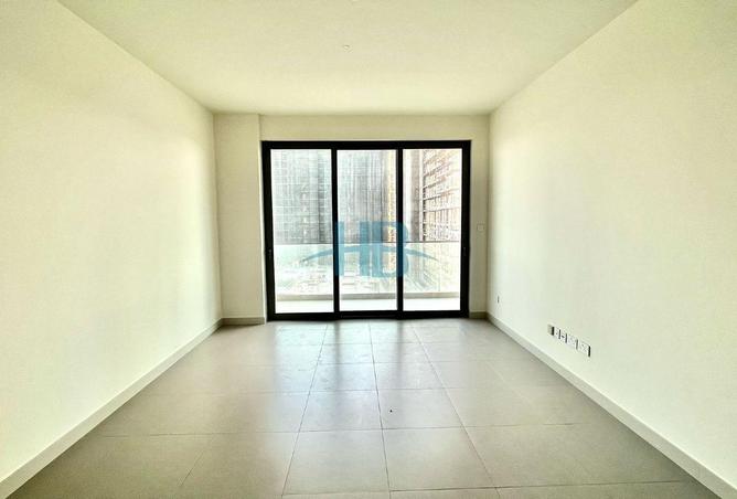 979923 - Property Image 2