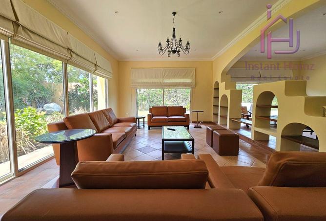 972277 - Property Image 2