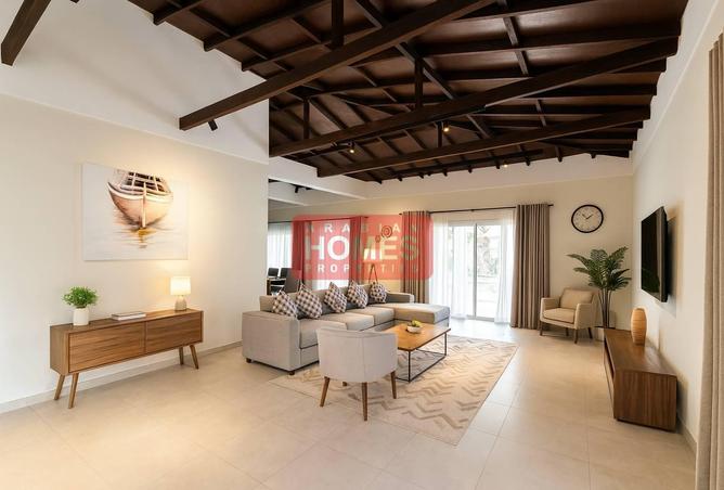 972199 - Property Image 2