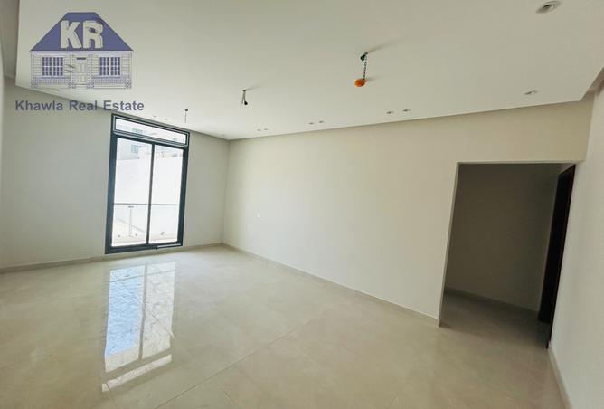 916967 - Property Main Image