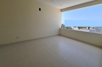 Villa - 3 Bedrooms - 4 Bathrooms for rent in Janabiya - Northern Governorate