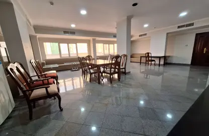 Apartment - 2 Bedrooms - 2 Bathrooms for rent in Al Juffair - Capital Governorate
