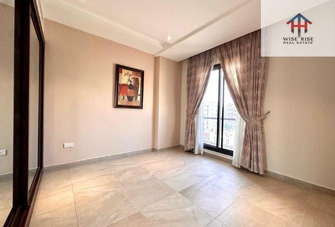 987830 - Property Image 2