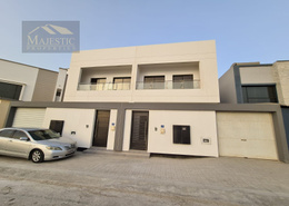 Villa - 5 bedrooms - 6 bathrooms for sale in Hamad Town - Northern Governorate