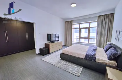 Apartment - 2 Bedrooms - 3 Bathrooms for rent in Al Juffair - Capital Governorate