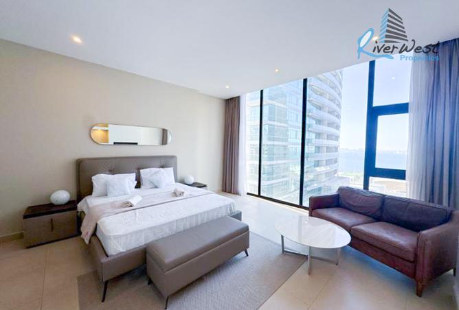 956621 - Property Image 3