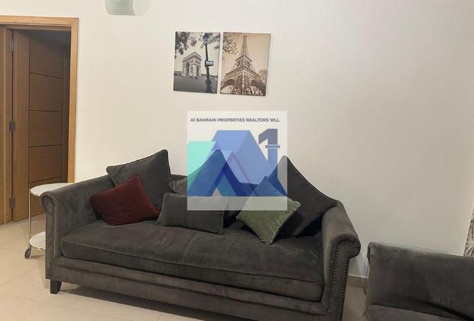 982688 - Property Image 2