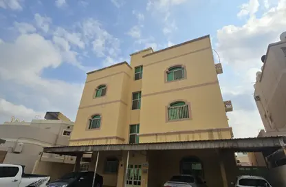 عمارة بالكامل - 5 غرف نوم - 8 حمامات للبيع في جد علي - المحافظة الوسطى