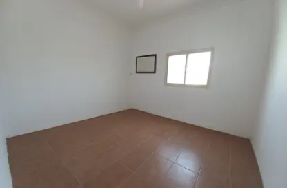 Apartment - 2 Bedrooms - 2 Bathrooms for rent in Muharraq - Muharraq Governorate