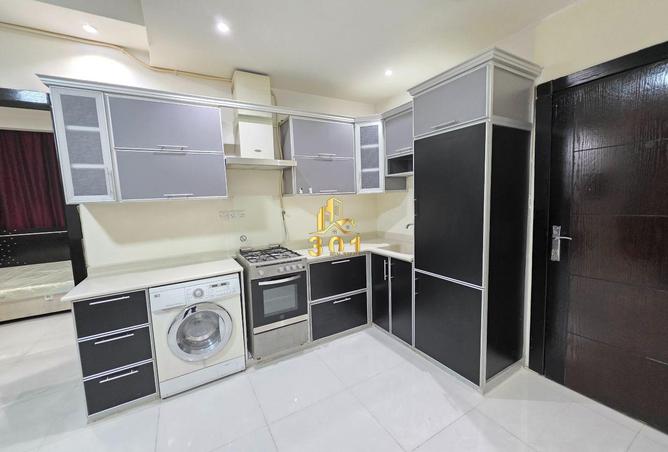 958160 - Property Image 3