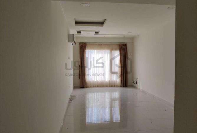 953806 - Property Main Image