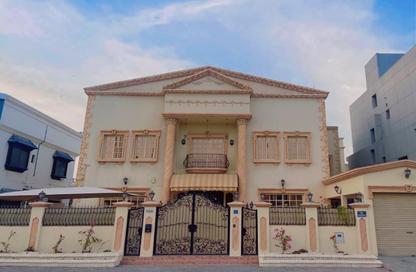 Villa - 5 Bedrooms - 7 Bathrooms for rent in Zinj - Manama - Capital Governorate