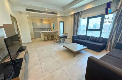 Apartment - 2 Bedrooms - 3 Bathrooms for rent in Al Juffair - Capital Governorate