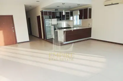 Apartment - 2 Bedrooms - 3 Bathrooms for rent in Hidd - Muharraq Governorate