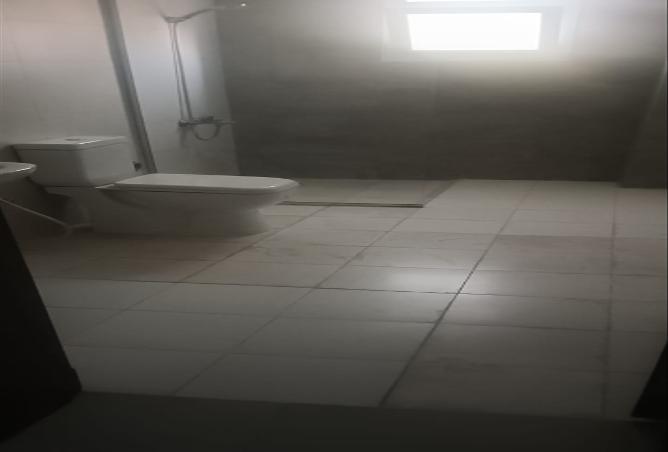 956674 - Property Image 2