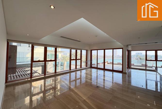 979976 - Property Image 2