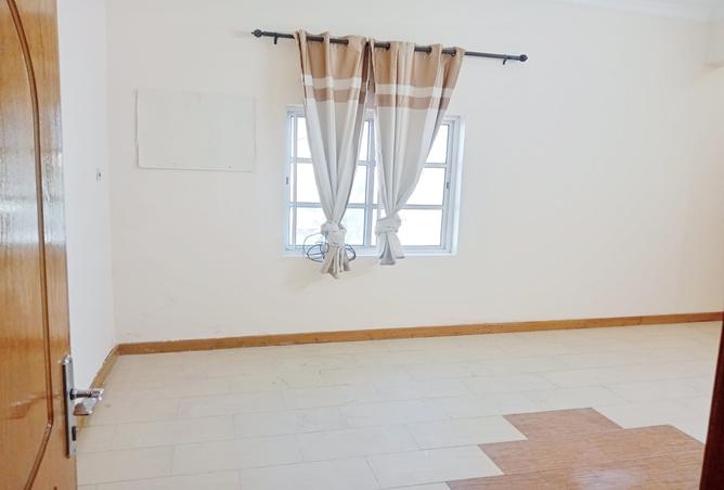 968369 - Property Image 2