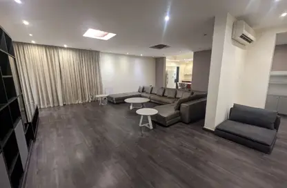 Apartment - 4 Bedrooms - 5 Bathrooms for rent in Saar - Northern Governorate