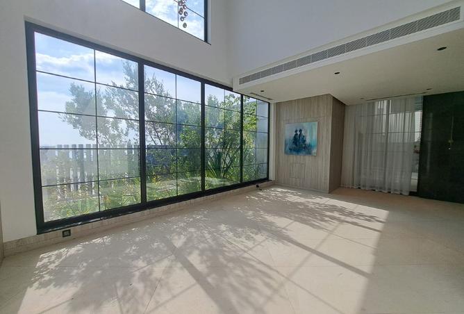 979954 - Property Image 2