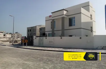 فيلا - 4 غرف نوم - 6 حمامات للبيع في دلمونيا - المحرق