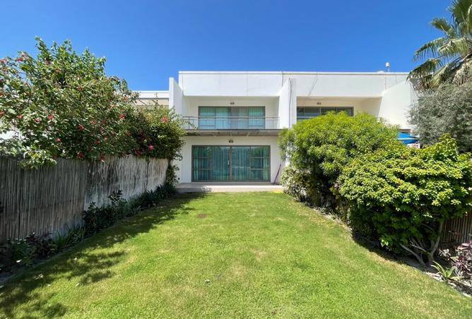 985053 - Property Main Image