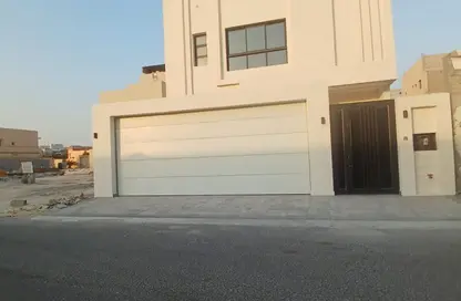 Villa - 4 Bedrooms - 6 Bathrooms for sale in Dumistan - Northern Governorate