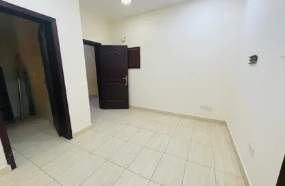 شقة - غرفة نوم - 1 حمام للايجار في القضيبية - المنامة - محافظة العاصمة