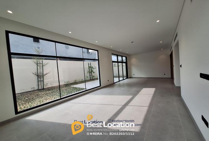 896105 - Property Image 2