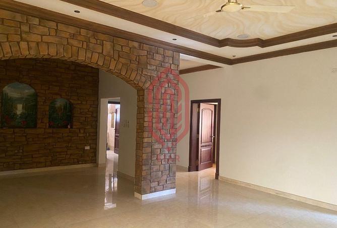 957785 - Property Main Image